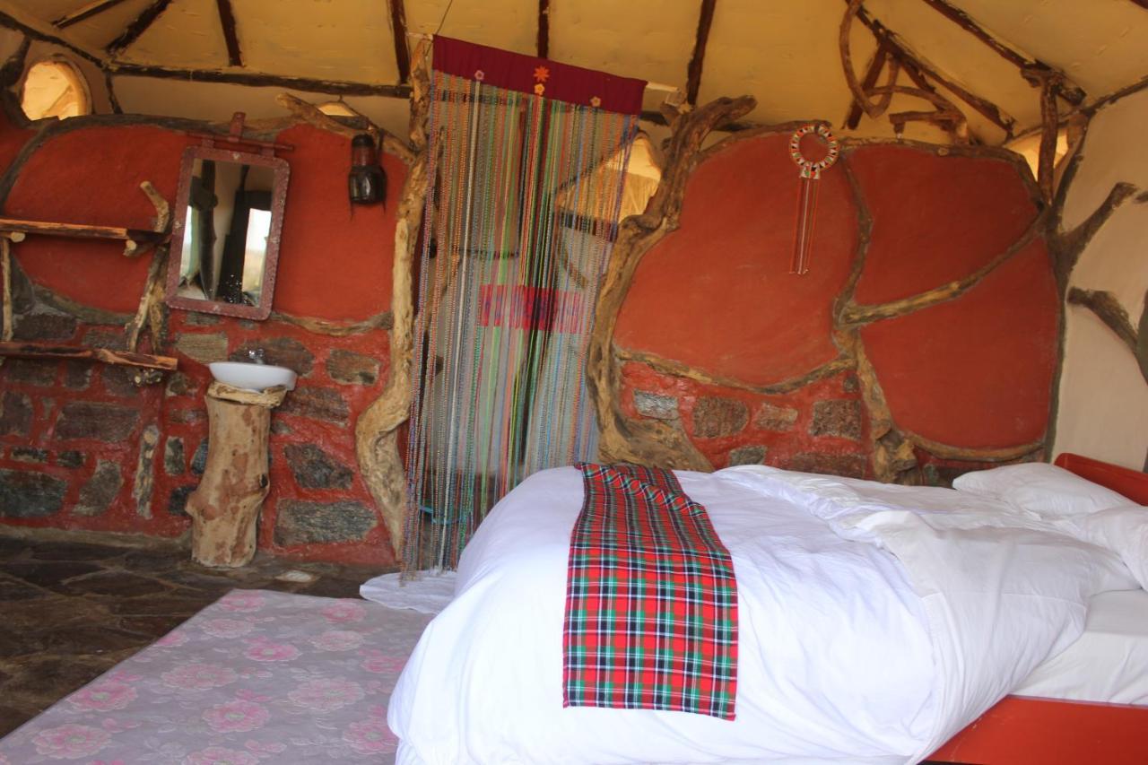 Lion'S Cave Camp, Samburu Villa Archers Post Buitenkant foto