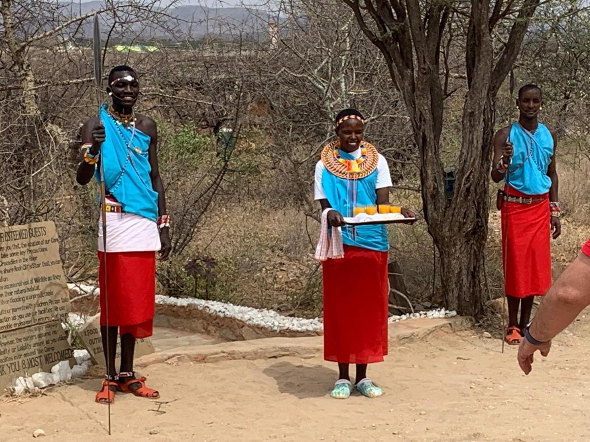 Lion'S Cave Camp, Samburu Villa Archers Post Buitenkant foto