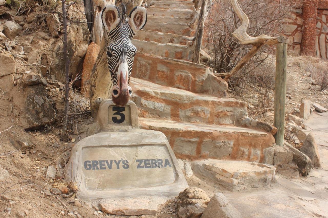 Lion'S Cave Camp, Samburu Villa Archers Post Buitenkant foto