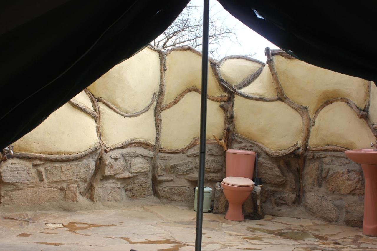 Lion'S Cave Camp, Samburu Villa Archers Post Buitenkant foto